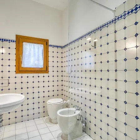 Semesterbostad Borgo Elisa *