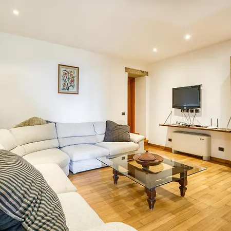 Borgo Elisa *